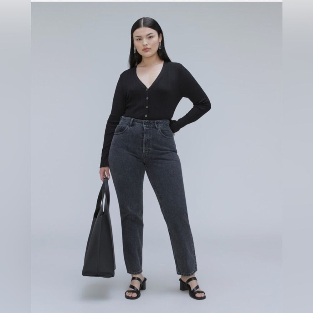 Everlane Curvy 90’s Cheeky Straight Jean – Black | Size 28 High Waisted